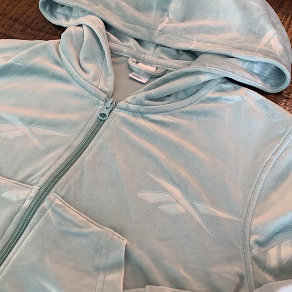 VELOUR PATERNS REEBOK VEST perfect condition - Picture 3 of 7